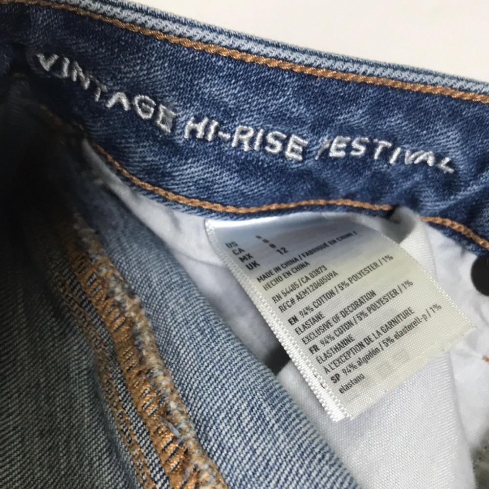 American Eagle Stretch Vintage High Rise Festival Distressed  Denim Shorts  8 - Picture 7 of 10